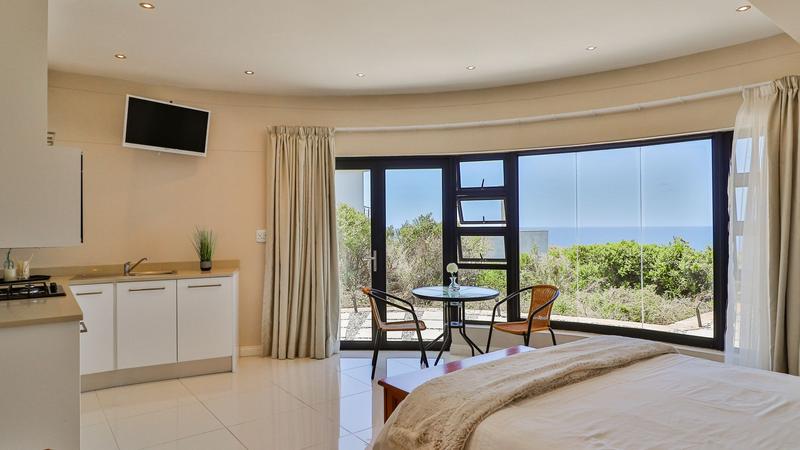 To Let 5 Bedroom Property for Rent in Pinnacle Point Golf Estate Western Cape